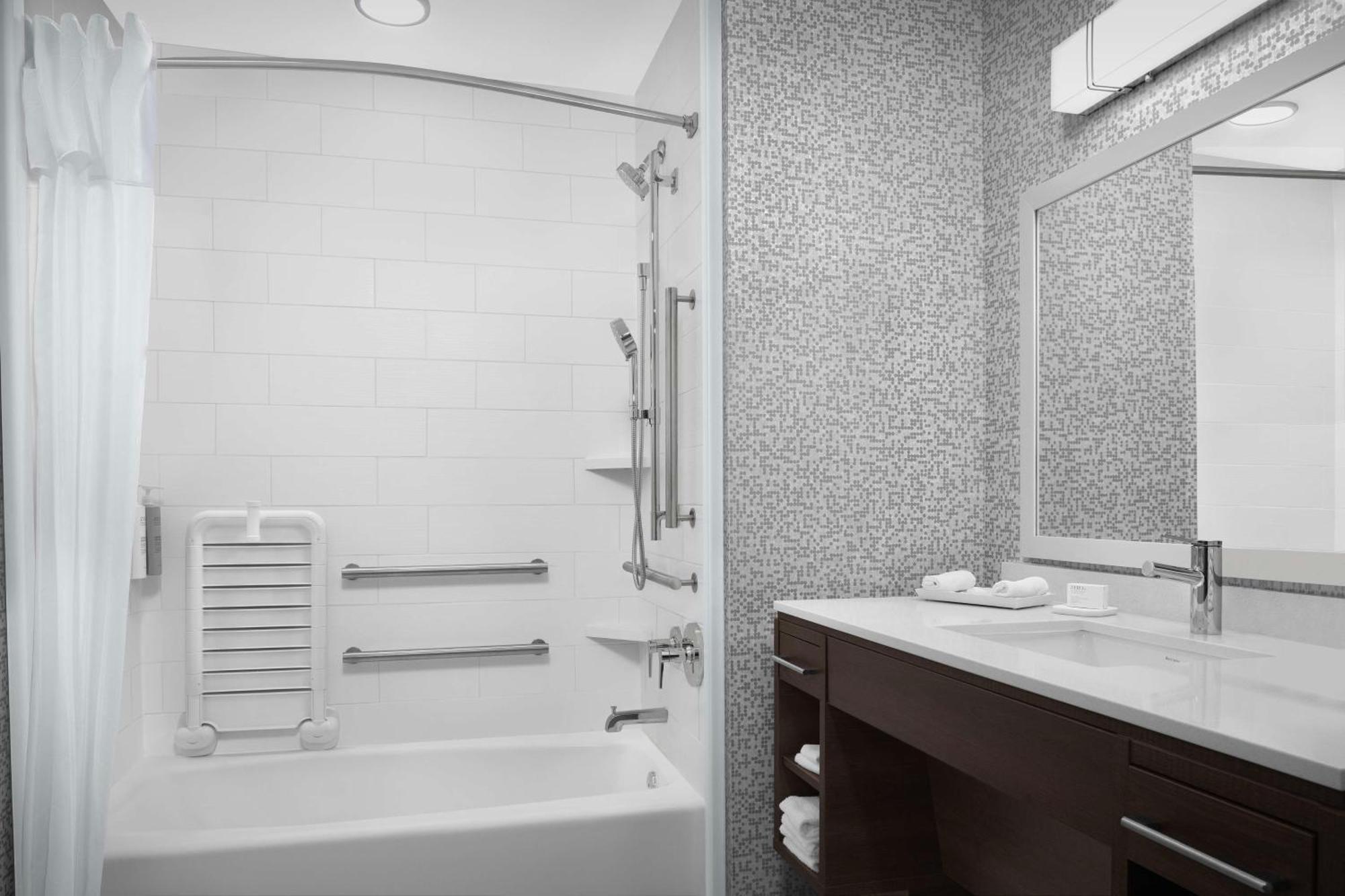 Home2 Suites By Hilton Poughkeepsie Dış mekan fotoğraf